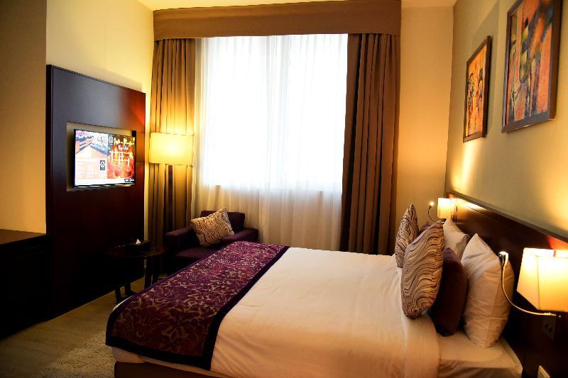 V Hotel פוג'יירה מראה חיצוני תמונה